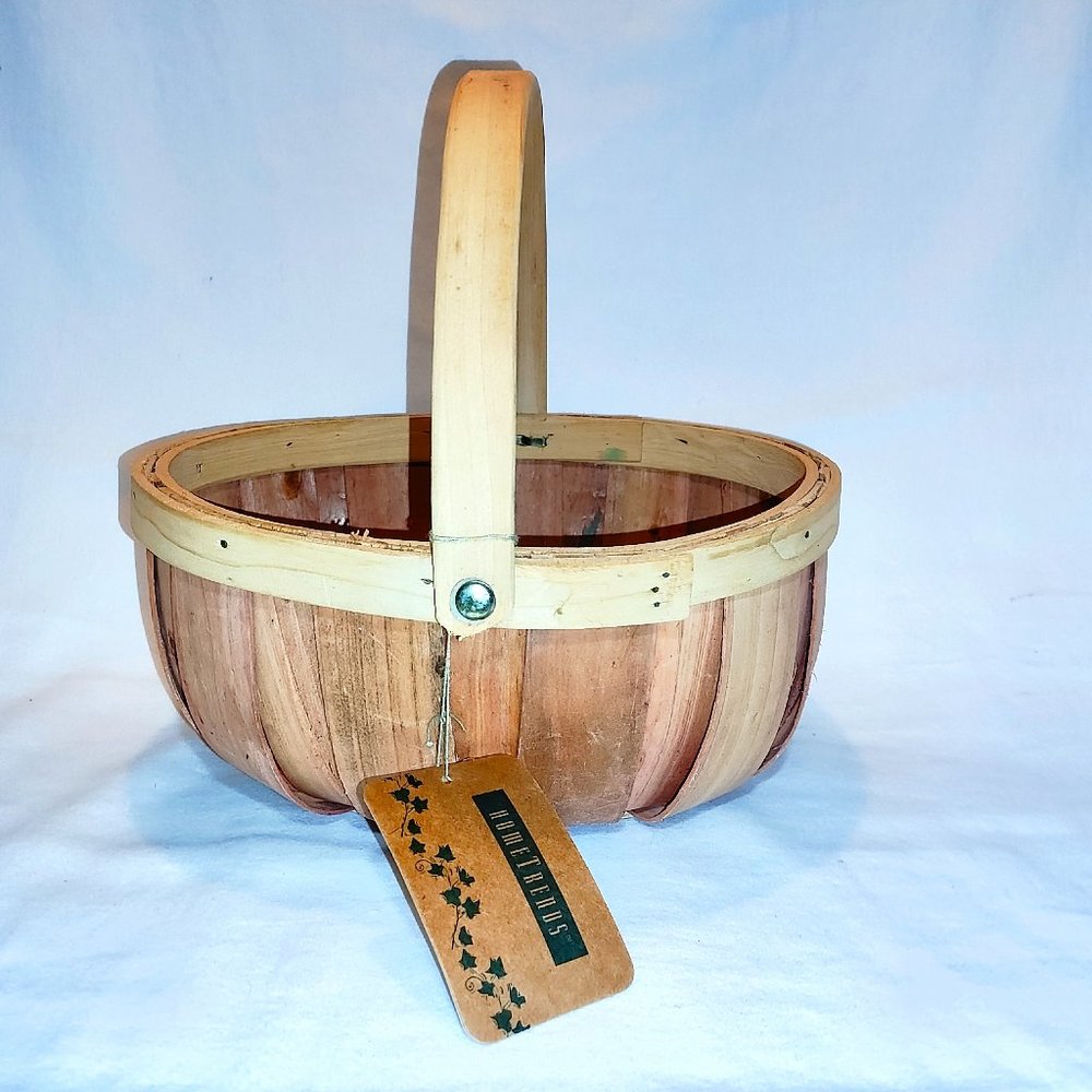 NWT Oval Natural Chip Wood Basket with Bale Handle